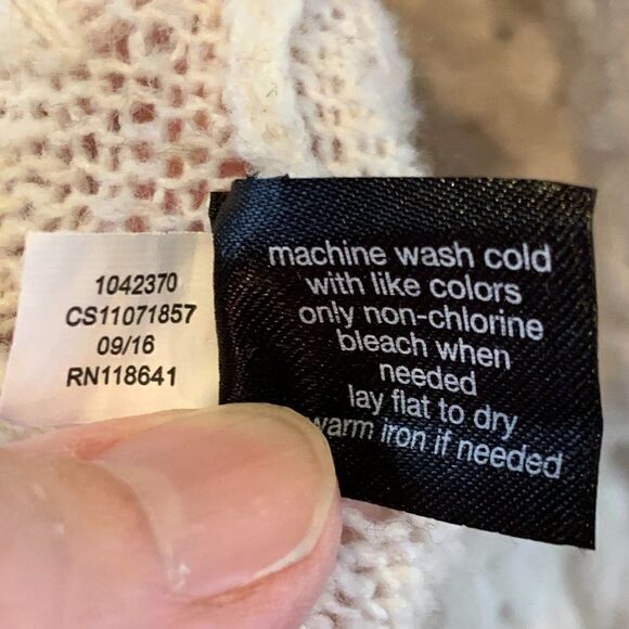 Lane Bryant oatmeal basket weave cowl neck short sleeve tunic sweater 14/16 - Picture 6 of 7